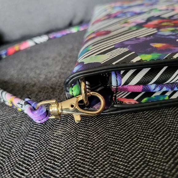 Beautiful bag aldo black white strip flower - Picture 4 of 14